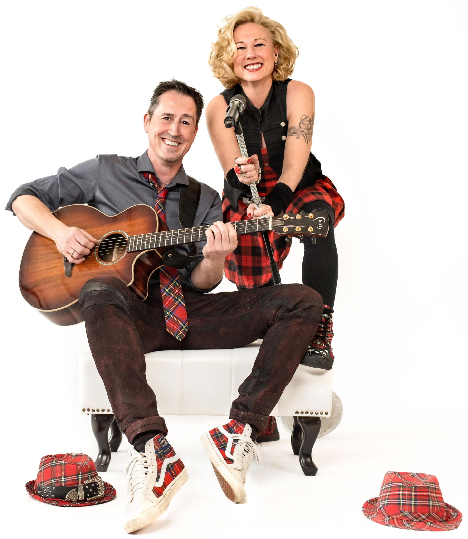 Am 26. Juni begrüßt das Akustik-Duo „XtremeAcoustiX“ bestehend aus Conny Fritsche (Gesang) und Stefan Preuschoff (Gitarre).