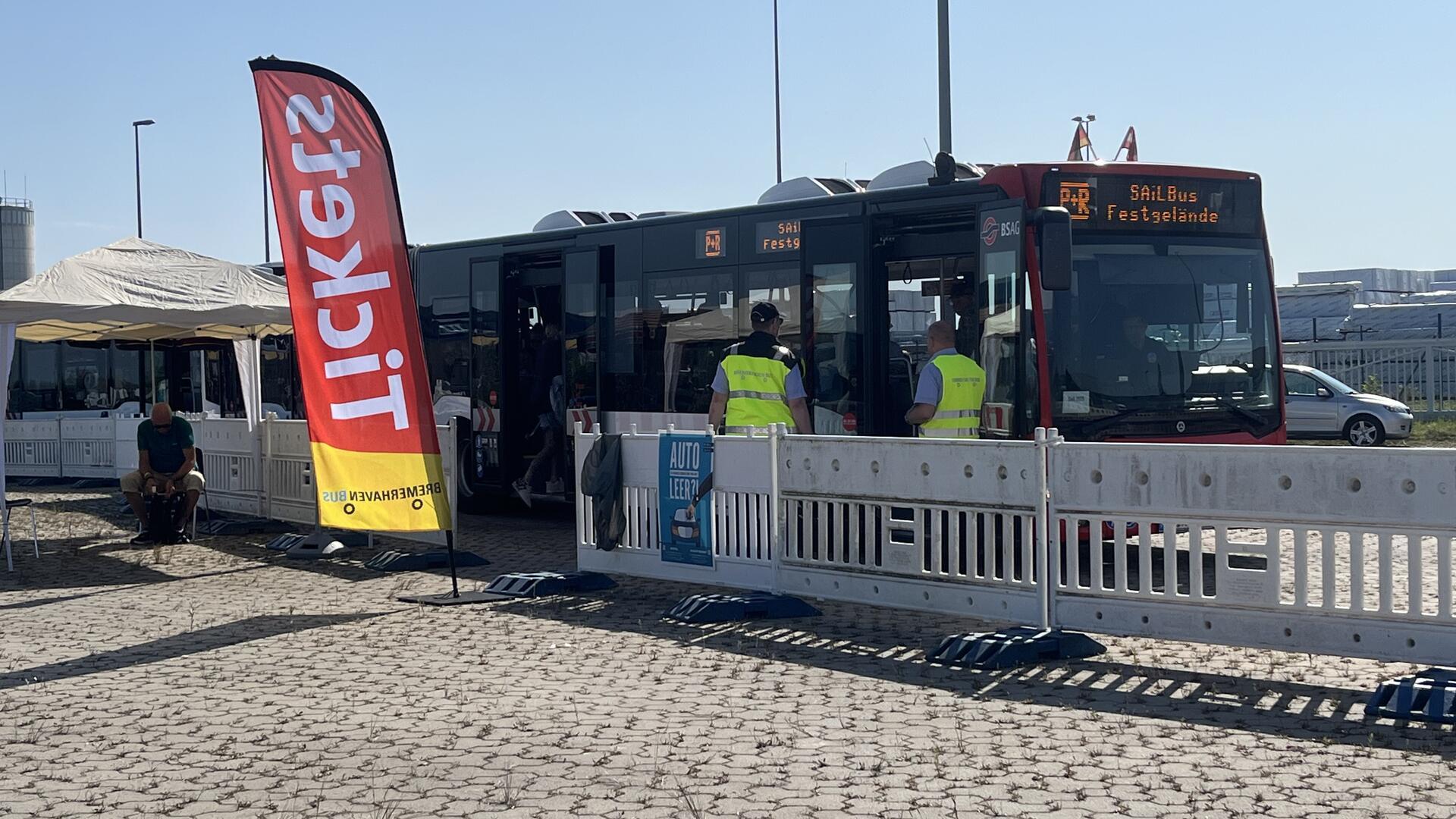 Der Park + Ride Parkplatz für die Sail