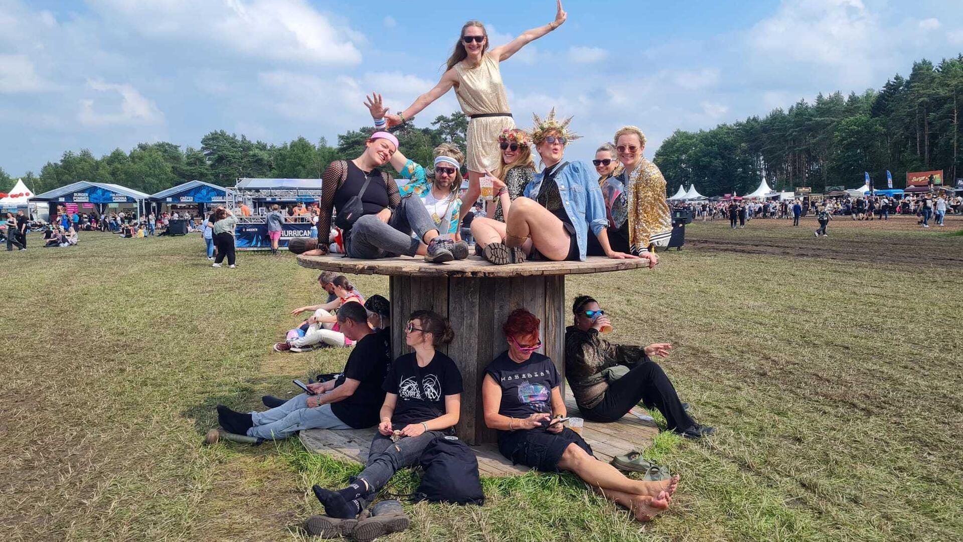 Party, Matsch und Sonne: Der Hurricane-Samstag in Bildern Am Samstag ging die Party in Scheeßel weiter: Es gab wieder einiges zu entdecken und zu erleben.