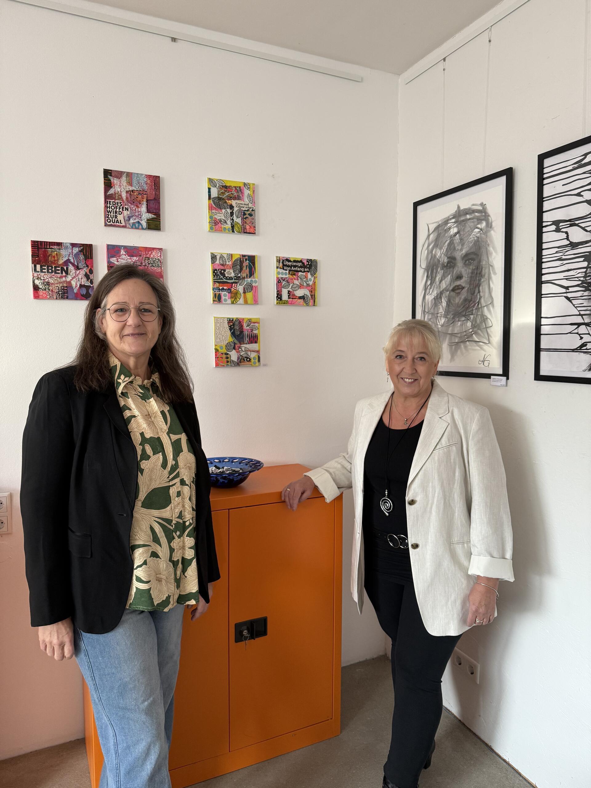 Andrea Grove (rechts) und Katy Lange.