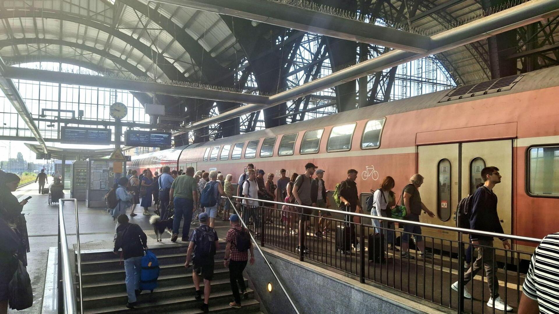 Der Bremer hauptbahnhof ist voll zur Sail
