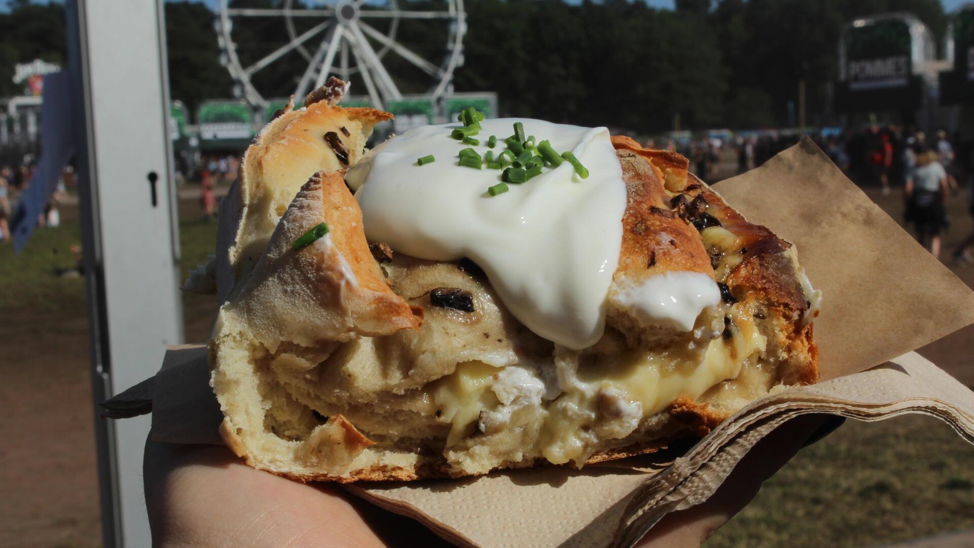 Auf dem Festival darf das Handbrot nicht fehlen.