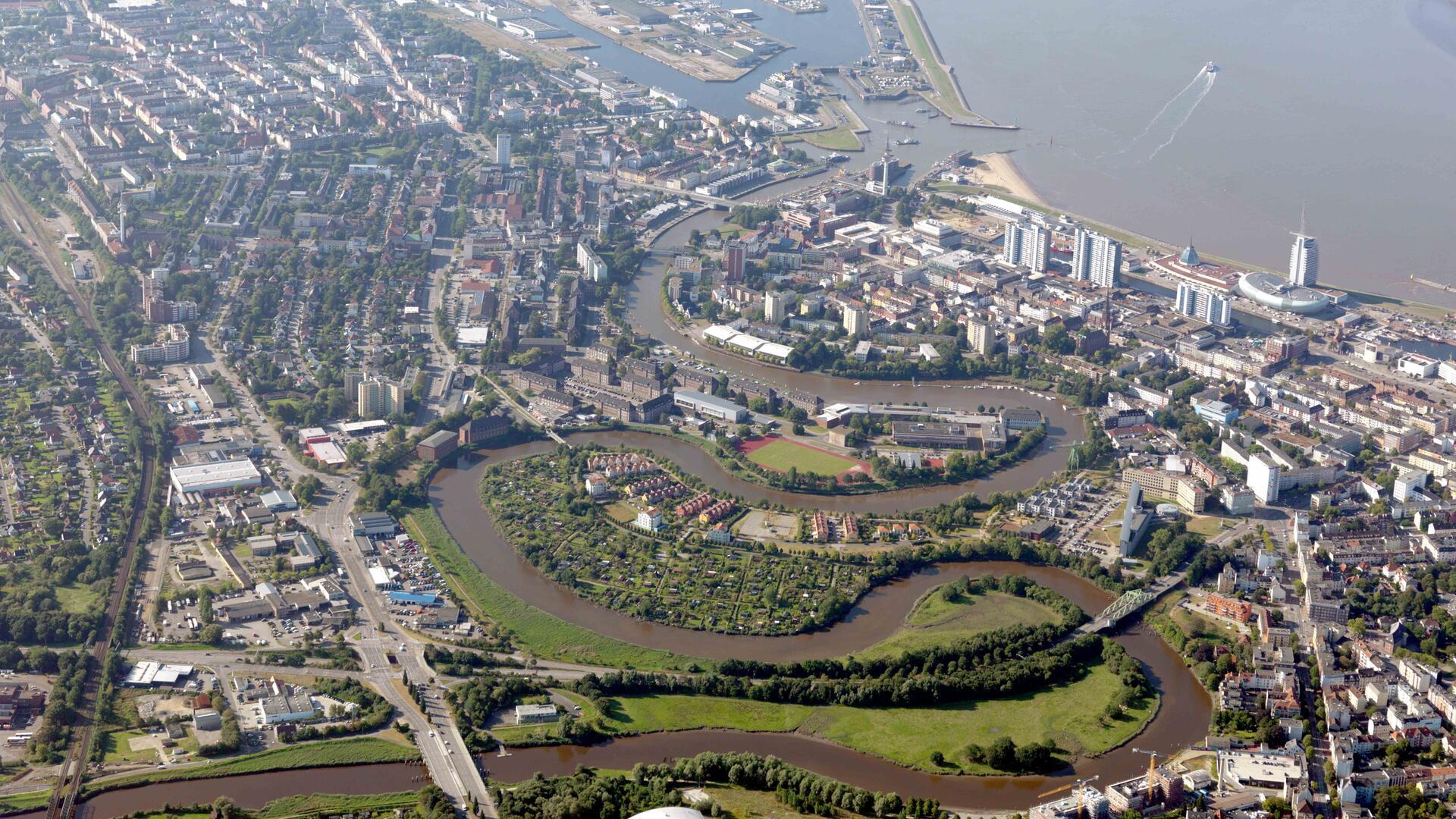 Luftaufnahme der Geesteschleife in Bremerhaven
