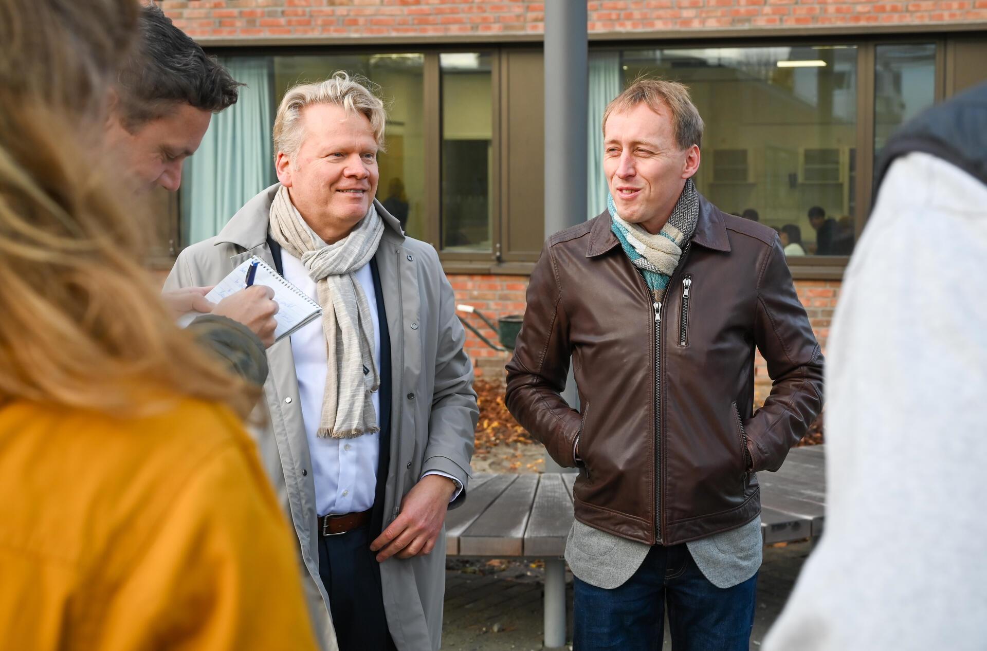 Bauherren, Planer und Kollegium stellen uns ihre neuen Schulen vor. Hier zeigen ...