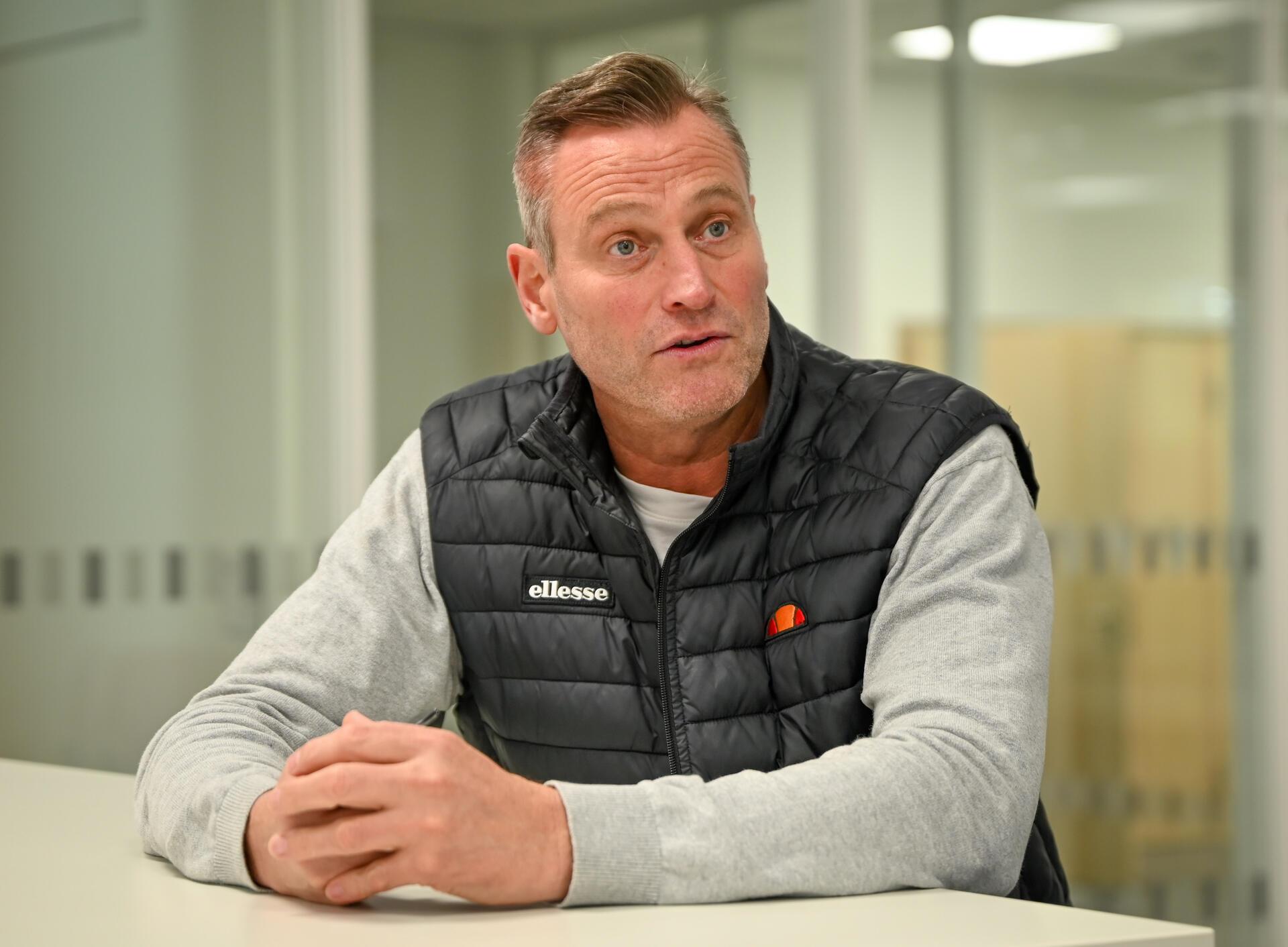 Bauherren, Planer und Kollegium stellen uns ihre neuen Schulen vor. Dies ist die...