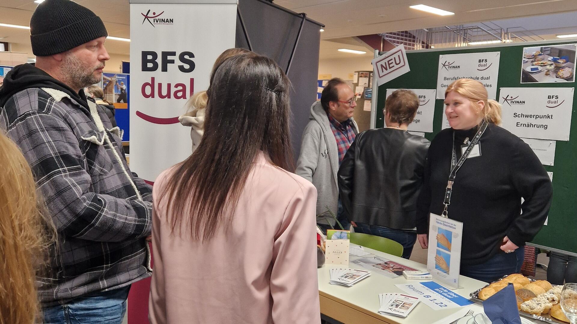 Schulinformationstag am Kivinan in Zeven