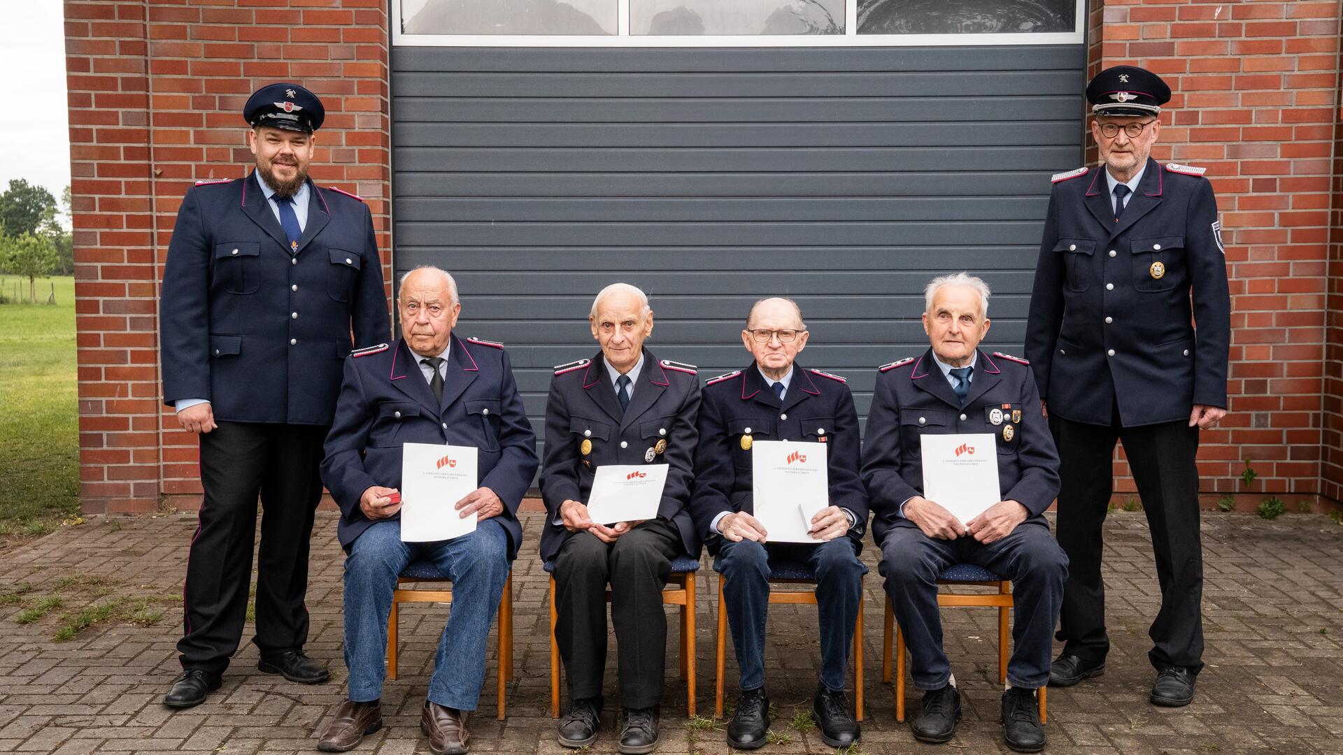 60 Jahre bei der Freiwilligen Feuerwehr