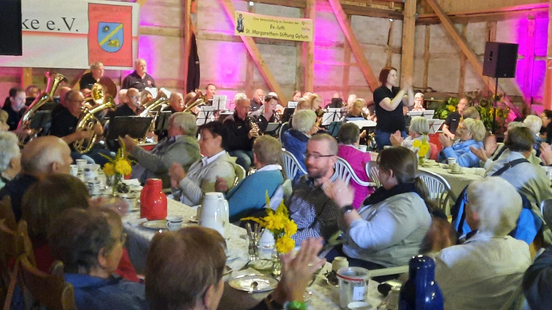 Sommerkonzert in Bockel: Musikzug sorgt für ein volles Haus