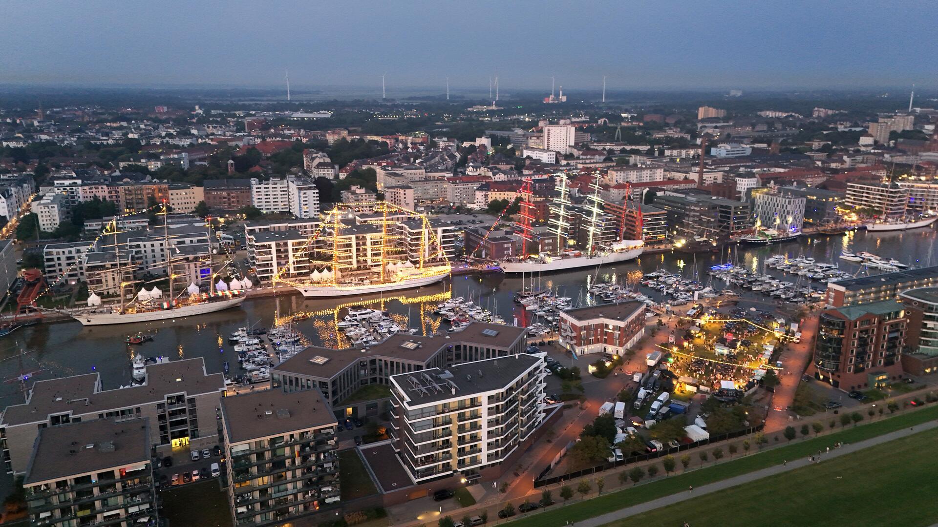 Luftaufnahme der Sail 2025 in Bremerhaven