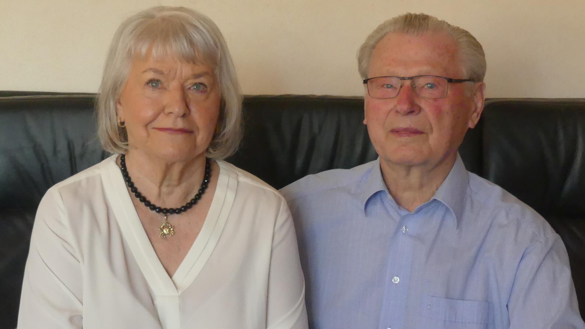 Christiane und Adolf Mayer feiern heute ihre Diamantene Hochzeit. Sie haben sich 1964 bei einer Feier kennengelernt. 