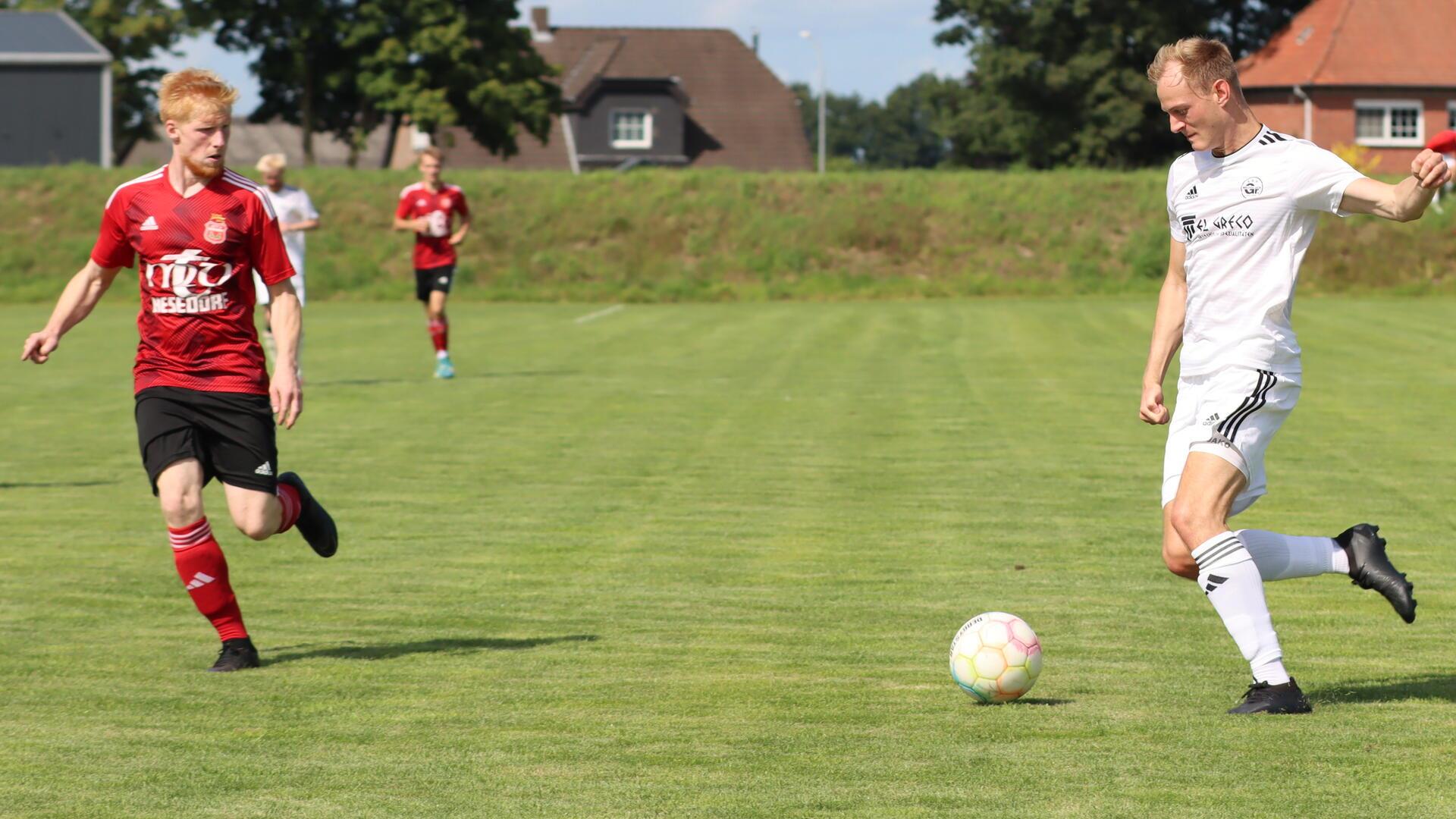 Fußball-Kreisliga Rotenburg wird erneut unglaublich spannend Christopher Mönkehues war in der zurückliegenden Spielzeit lange verletzt, ist in der neuen Saison aber einer der Hoffnungsträger beim neu formierten FC Nordheide.