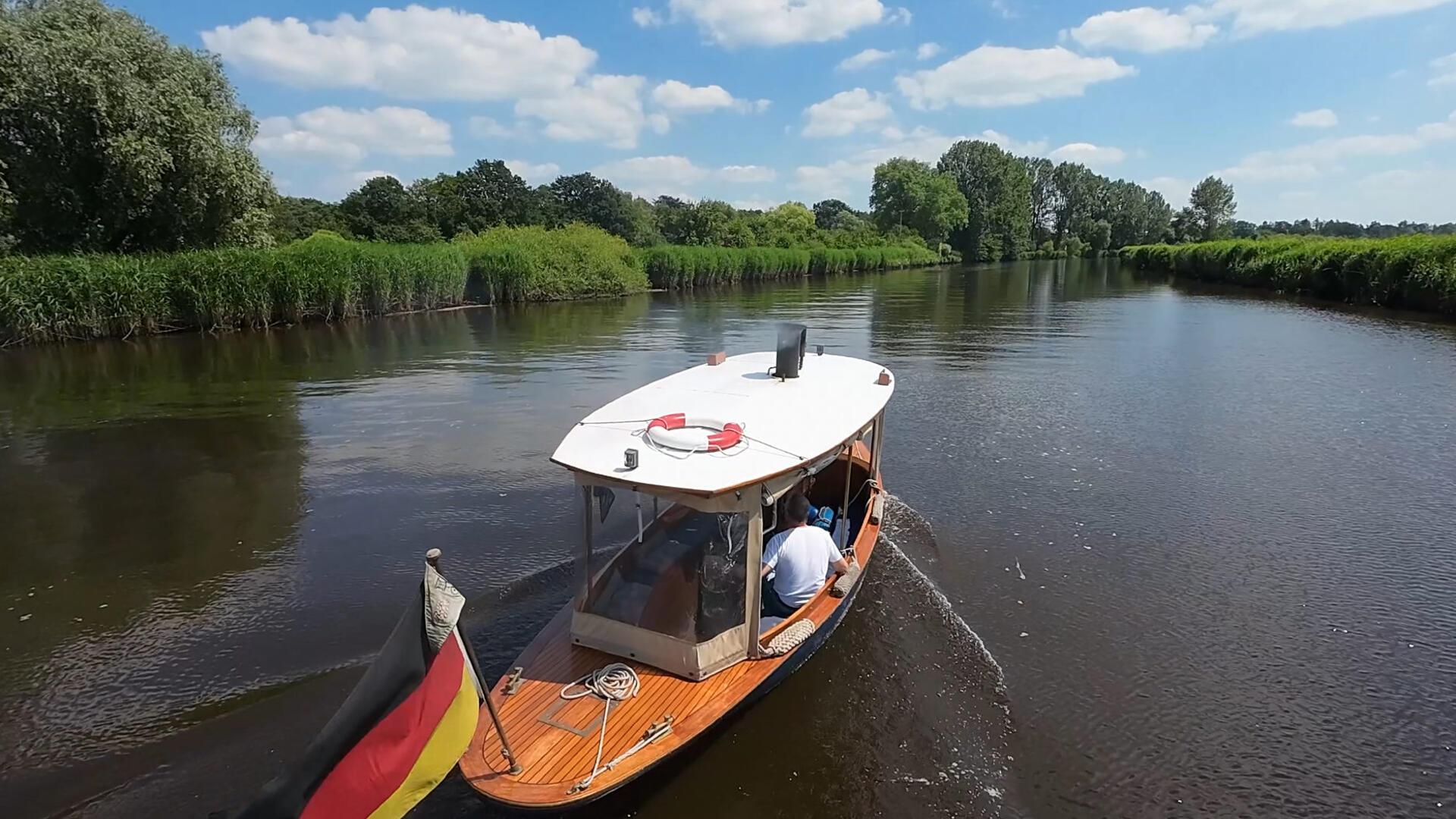 Dampfboot von Holger Wienecke