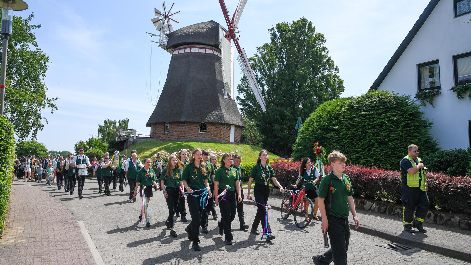 Der Kinderumzug beim 191. Schützenfest in Bad Bederkesa.