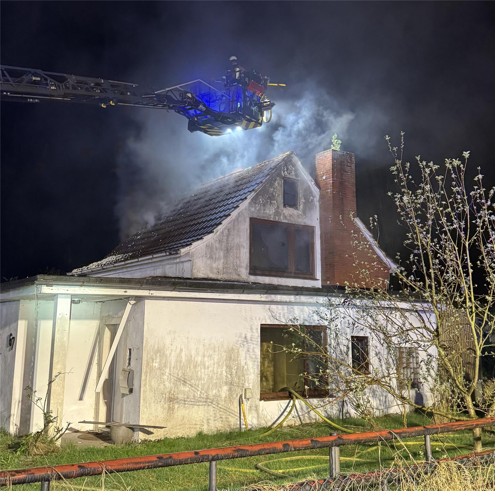 Brennendes Haus