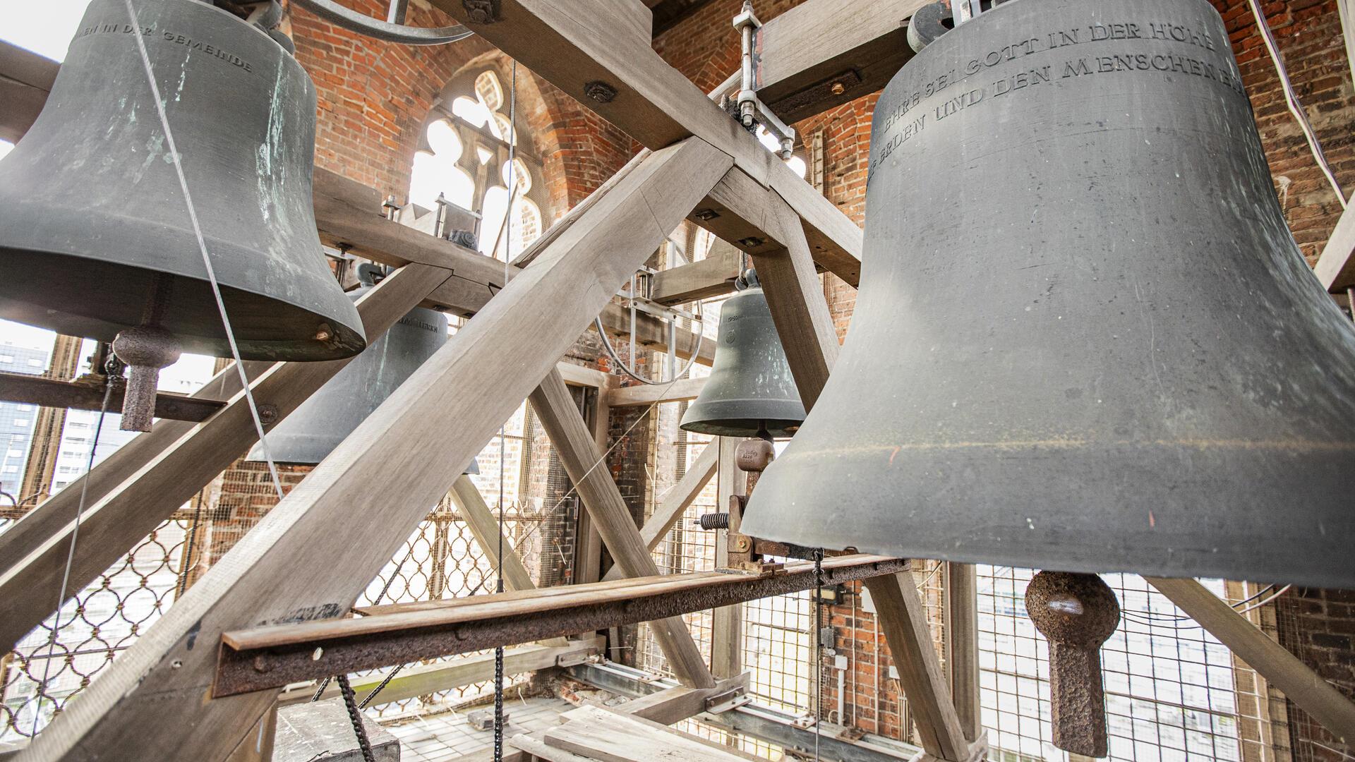Der Glockenstuhl der Großen Kirche in Bremerhaven ist dringend sanierbedürftig.