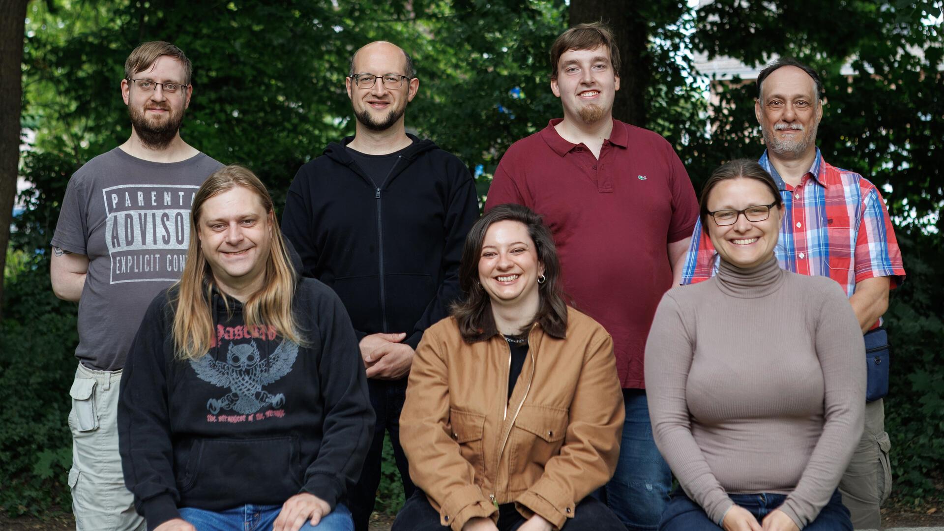 Der neue Vorstand Rotenburger Kreisverbands der Linken: Kevin Fröhlich (hinten von links), Stefan Klingbeil, Sebastian Wabnitz, Andy Böwe, Andreas Dutt, Johanne Kerker und Sünje Loës.