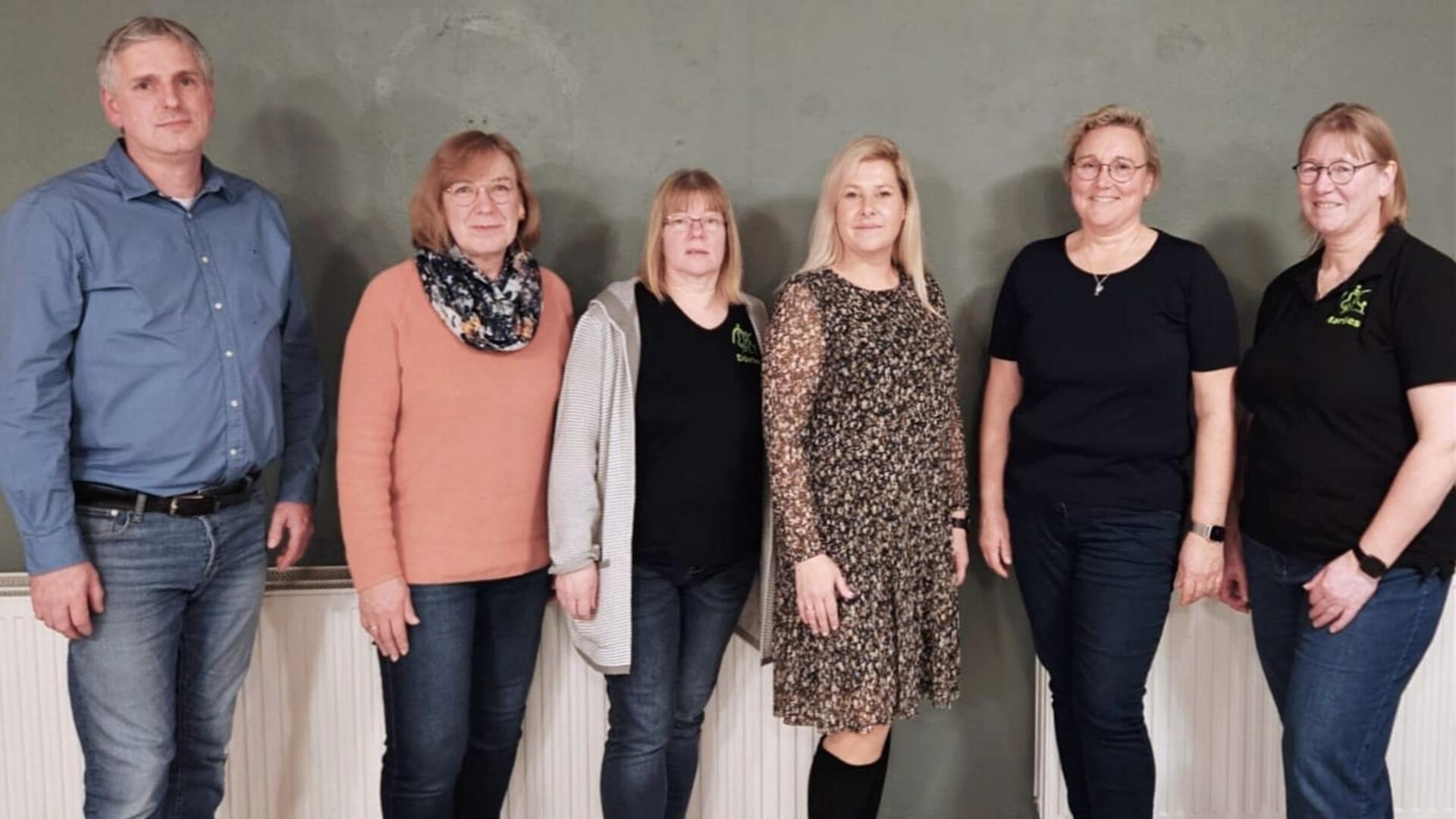 Der wiedergewählte Vorstand der Volkmarster Dorfgemeinschaft.
