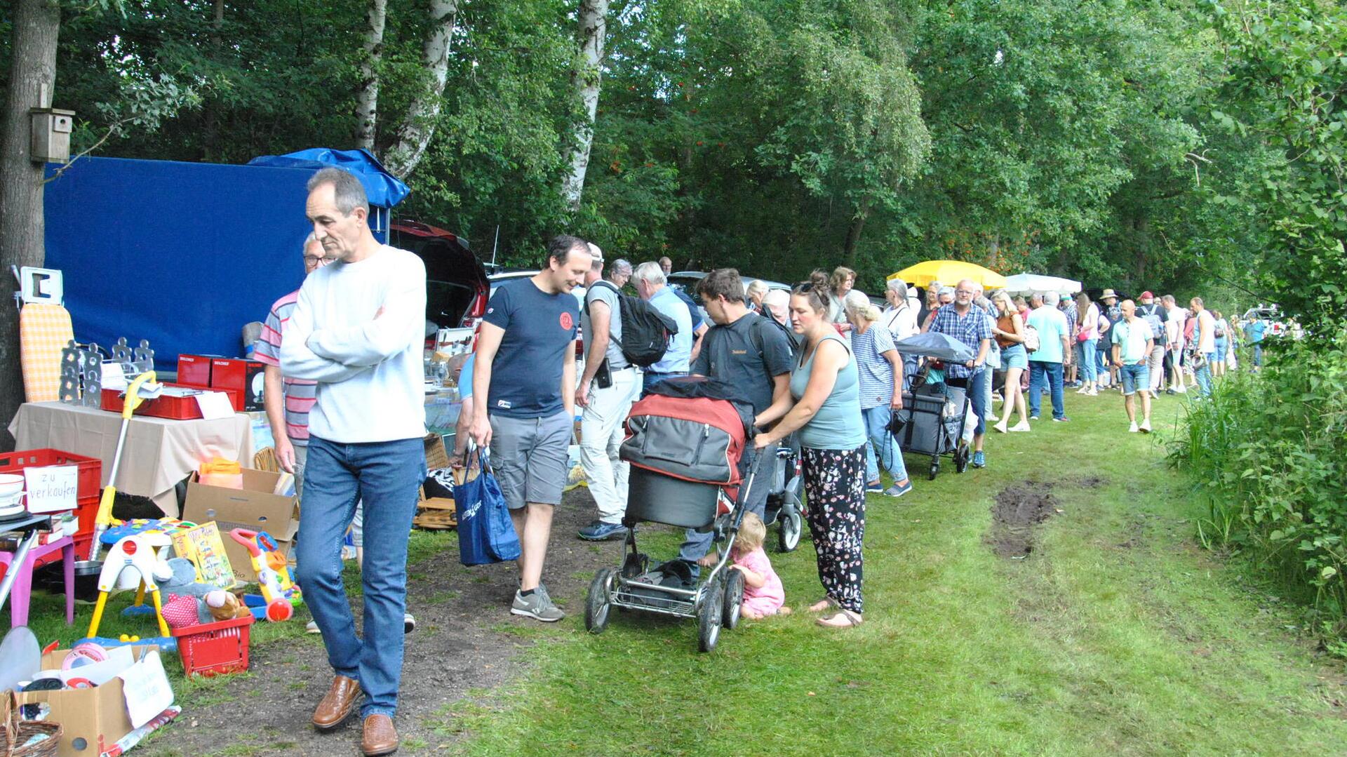 Flohmarkt rund um den Birkensee