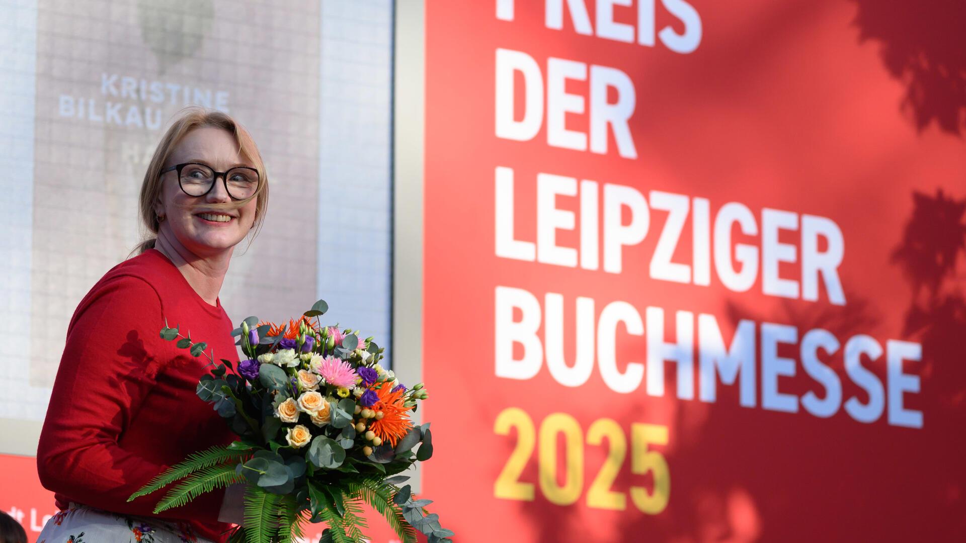Die Autorin Kristine Bilkau - hier bei der Preisverleihung - liest am 16. Mai in Bremervörde.