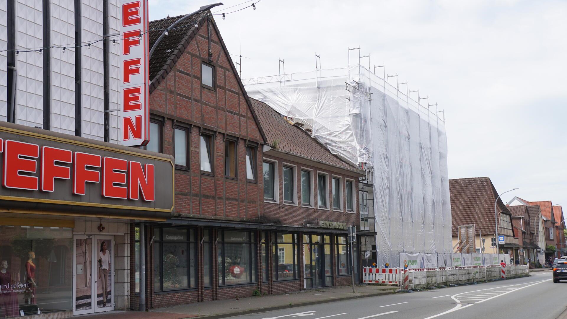 Die Bauprojekte des Ingenieurbüros GZ aus Henstedt-Ulzburg an der Neuen Straße sorgen seit vielen Monaten für Gesprächsstoff in Bremervörde. Die BZ hat sich nach dem aktuellen Stand der Dinge erkundigt. 