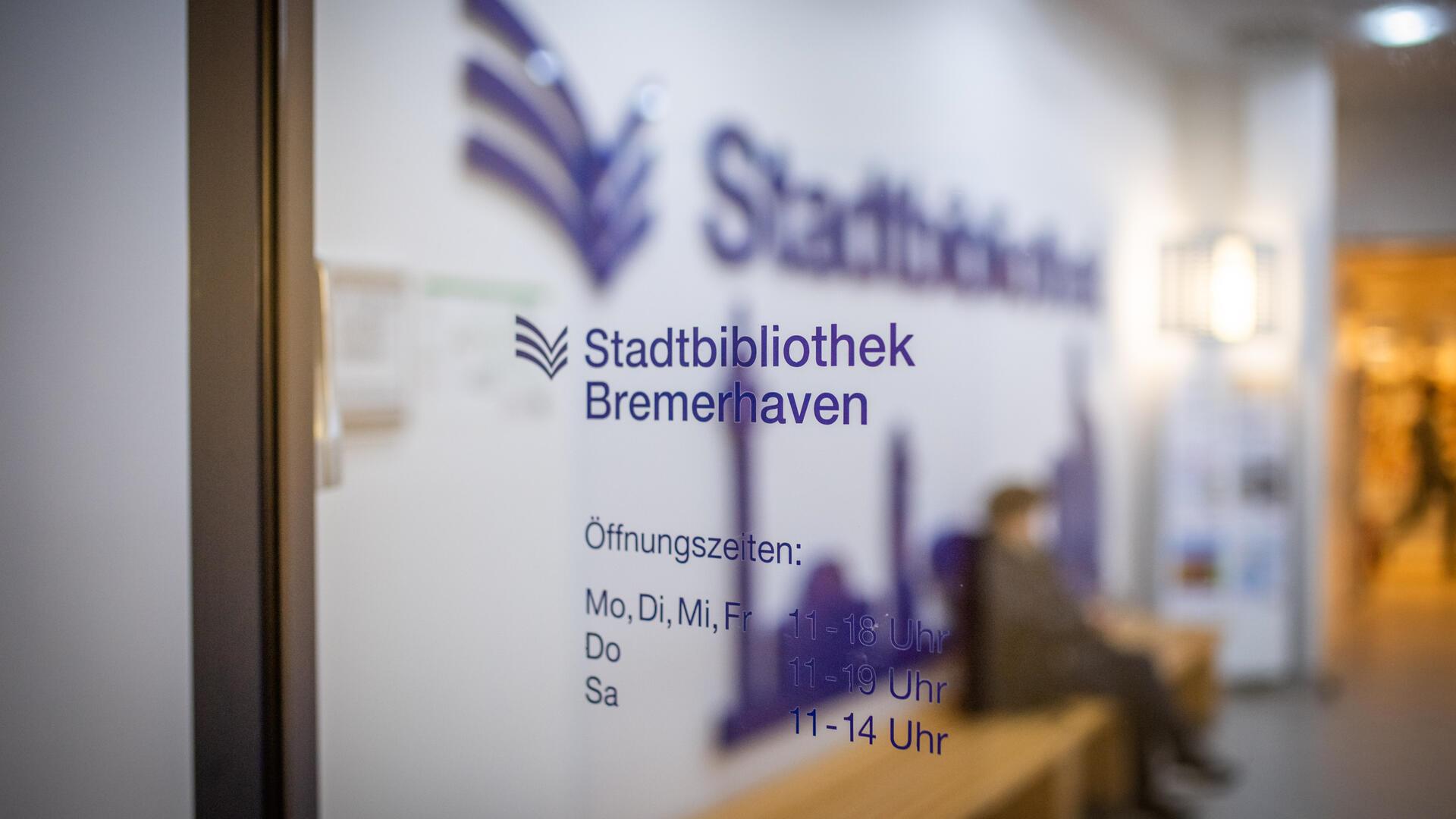 Die Gebühren der Stadtbibliothek steigen teils deutlich an. 