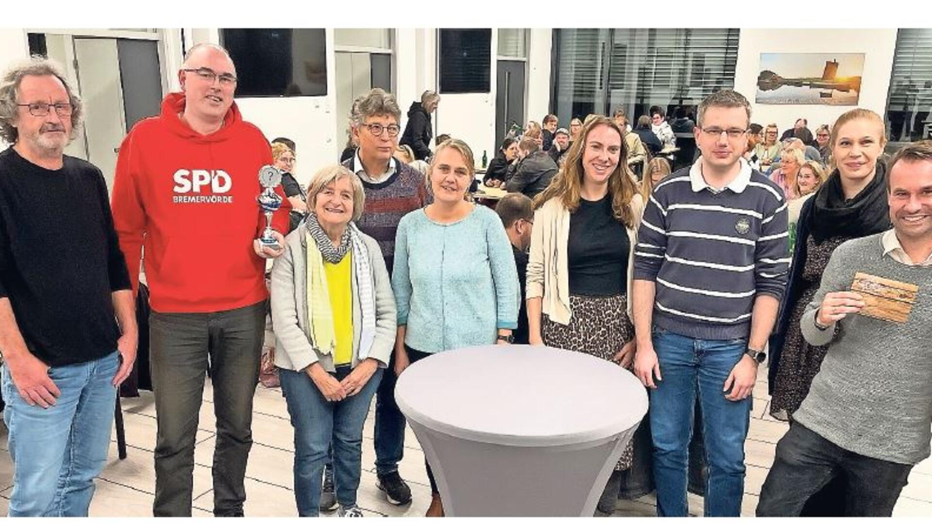 Die Gewinner des vergangenen Jahres: Es bleibt spannend, wer in diesem Jahr auf dem "Siegertreppchen" im Bürgerhaus stehen wird.