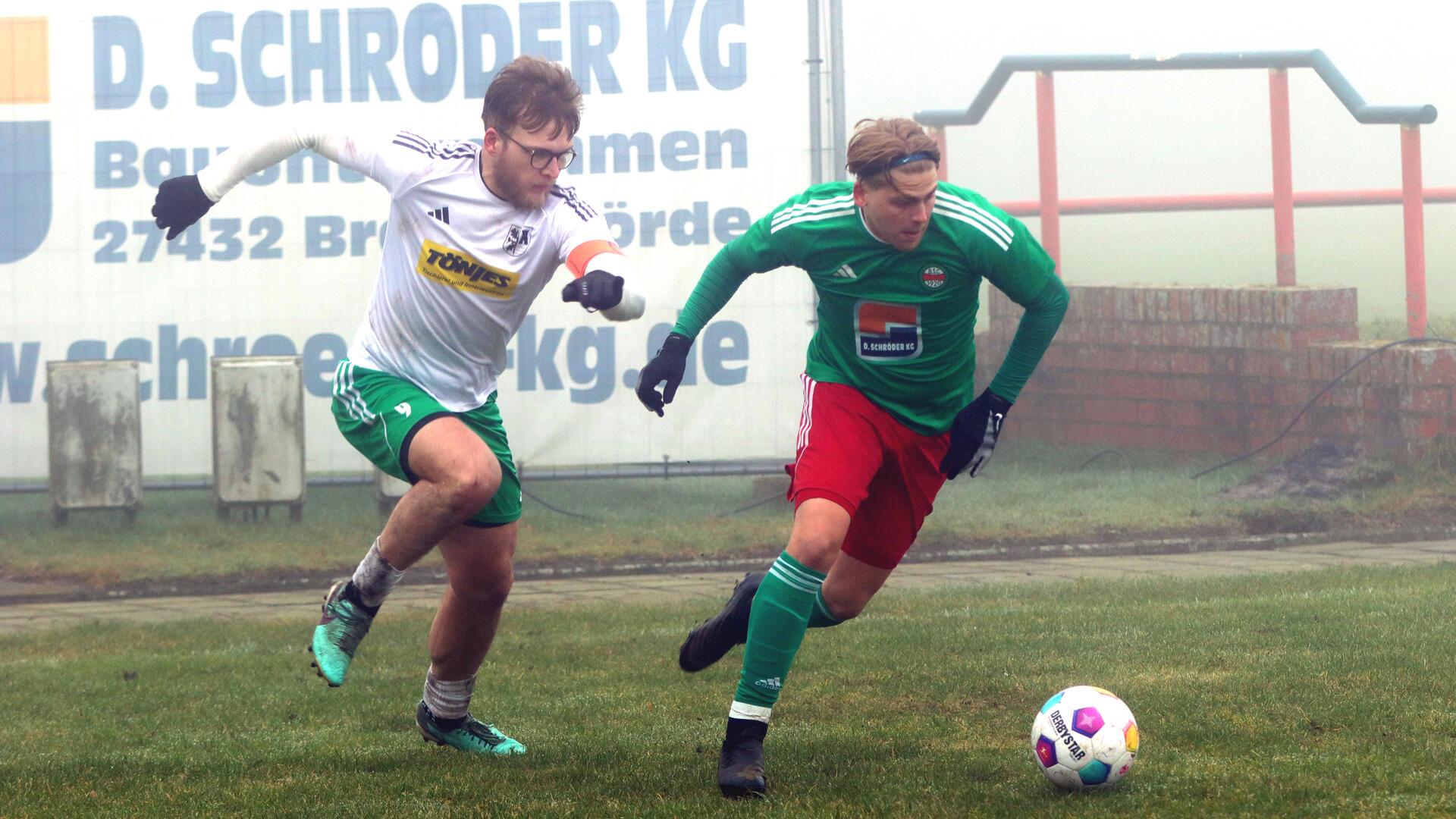 Die Grün-Roten setzten auf die Tore von Toni Fahrner (rechts), der derzeit hinter seiner Form herläuft.