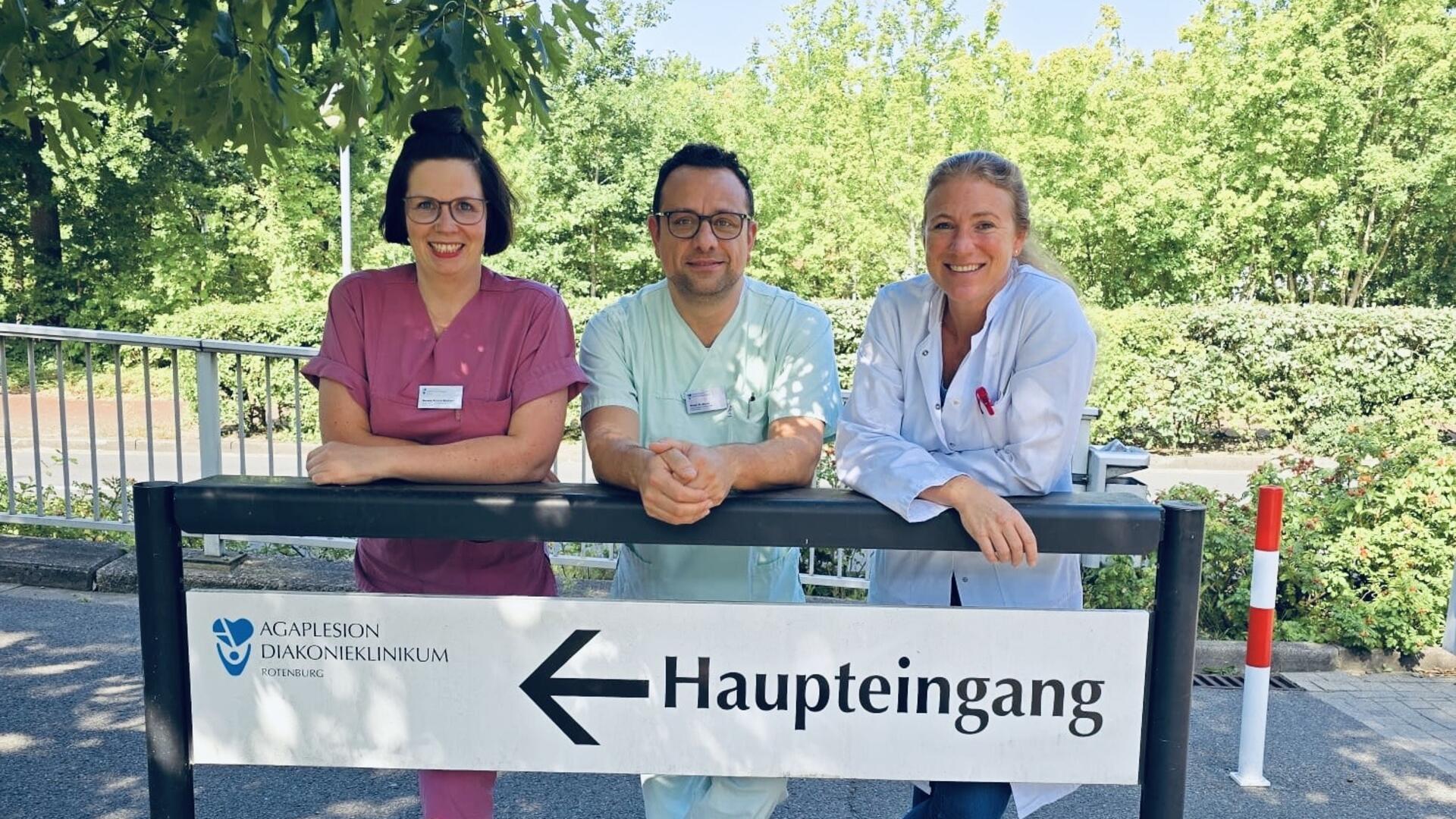 Die Leitende Hebamme Mareen Kristin Michaelis (von links), der Sektionsleiter Geburtshilfe, Wael Al-Abssi und Chefärztin Dr. med. Karen Wimmer-Freys sehen sich als ein Team.