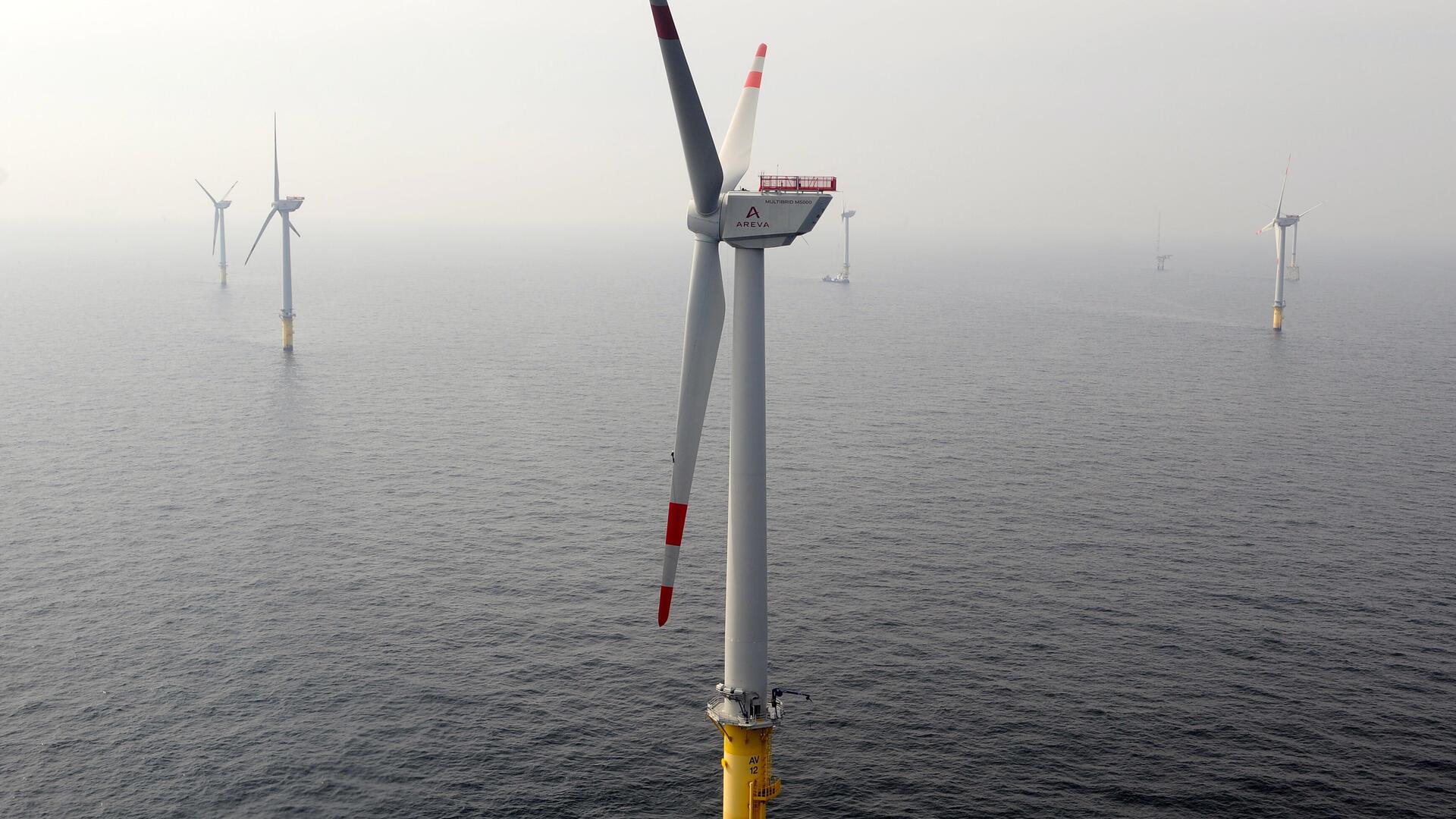 Der Offshore-Windpark "Alpha Ventus" vor der Nordseeinsel Borkum.
