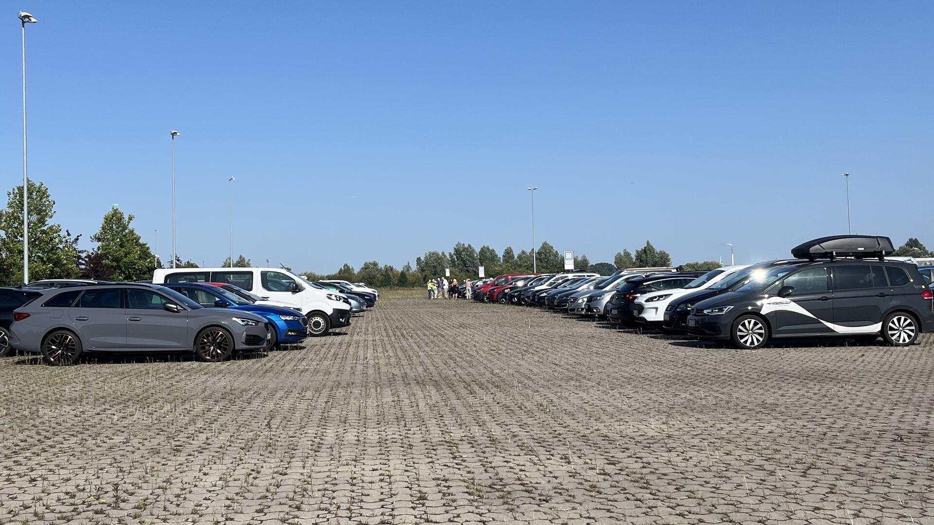 Der Park + Ride Parkplatz für die Sail