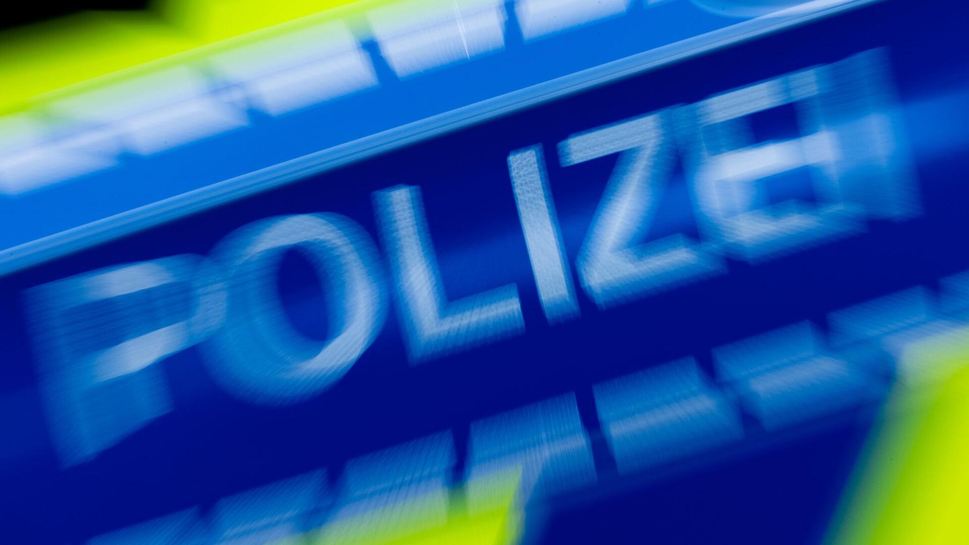 Ein Polizeiwagen im Einsatz.