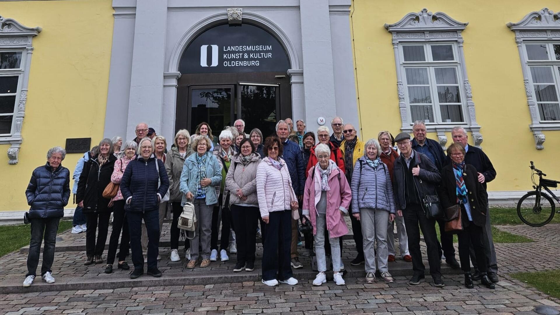 Die Teilnehmerinnen und Teilnehmer des jüngsten Ausflugs des Kultur- und Heimatkreises Bremervörde unter dem Motto "KulTour".