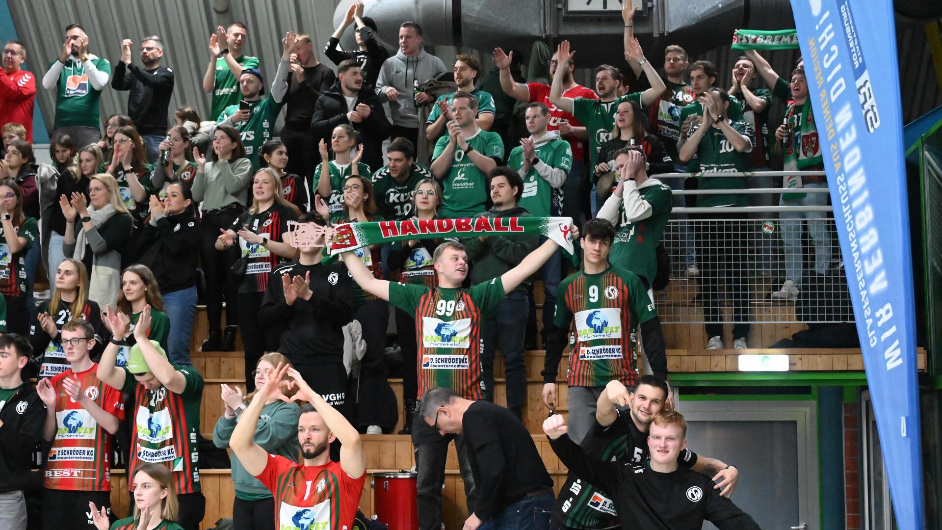 Die mitgereisten Bremervörder Fans unterstützten ihr Team bis zur letzten Sekunde.