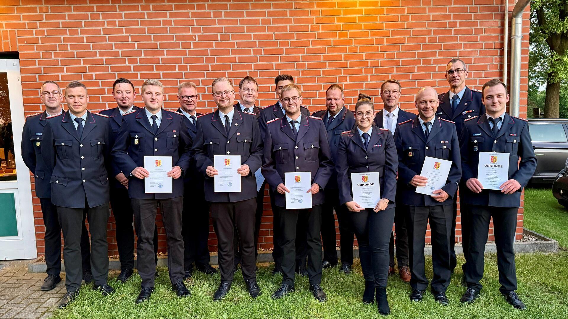 Dirk Otjen, Sascha Ortmann, Florian Schäfer, Nicolas Meyer, Heiko Peper, Colin Vajen, Bernd Beckmann, Rene Nordwig, Niklas Postels, Stefan Müller, Lina Kuschel, Henning Fricke, Phillip Weywer, Torben Wilshusen, Justus Trumann
