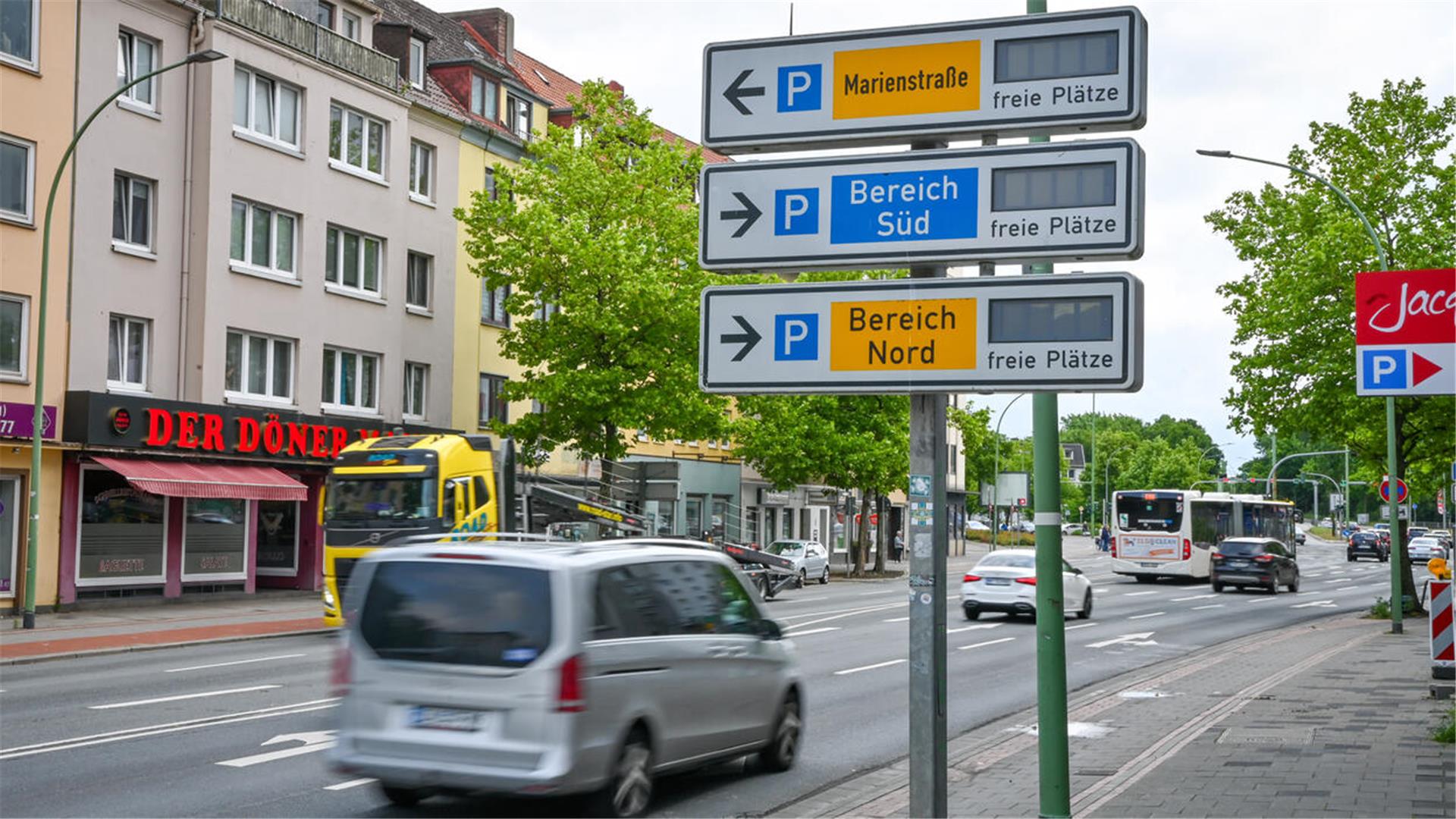 Dieses alte Schild an der Lloydstraße soll ausgetauscht werden.
