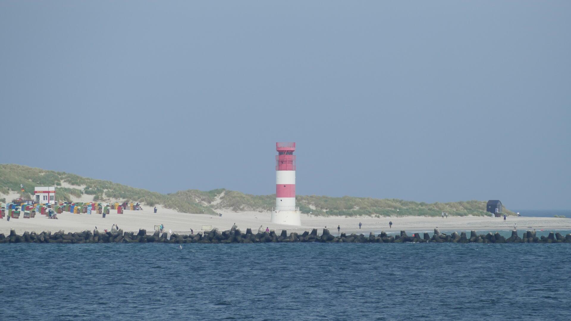 Düne oder Hauptinsel? Die Frage müssen sich Tagestouristen auf Helgoland stellen.