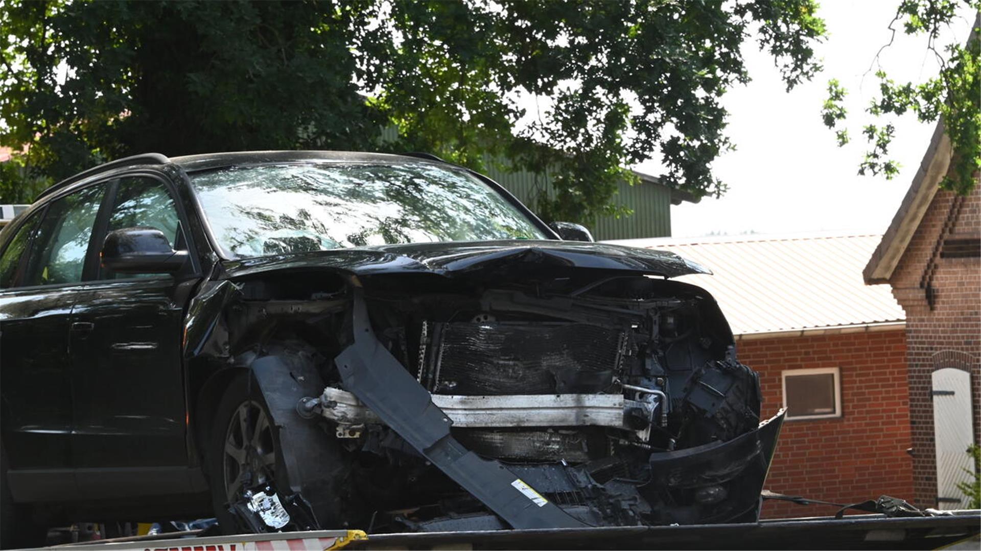 Ein Audi und ein Fiat sind bei einem Verkehrsunfall in Glinde am Mittwochnachmittag erheblich beschädigt worden.