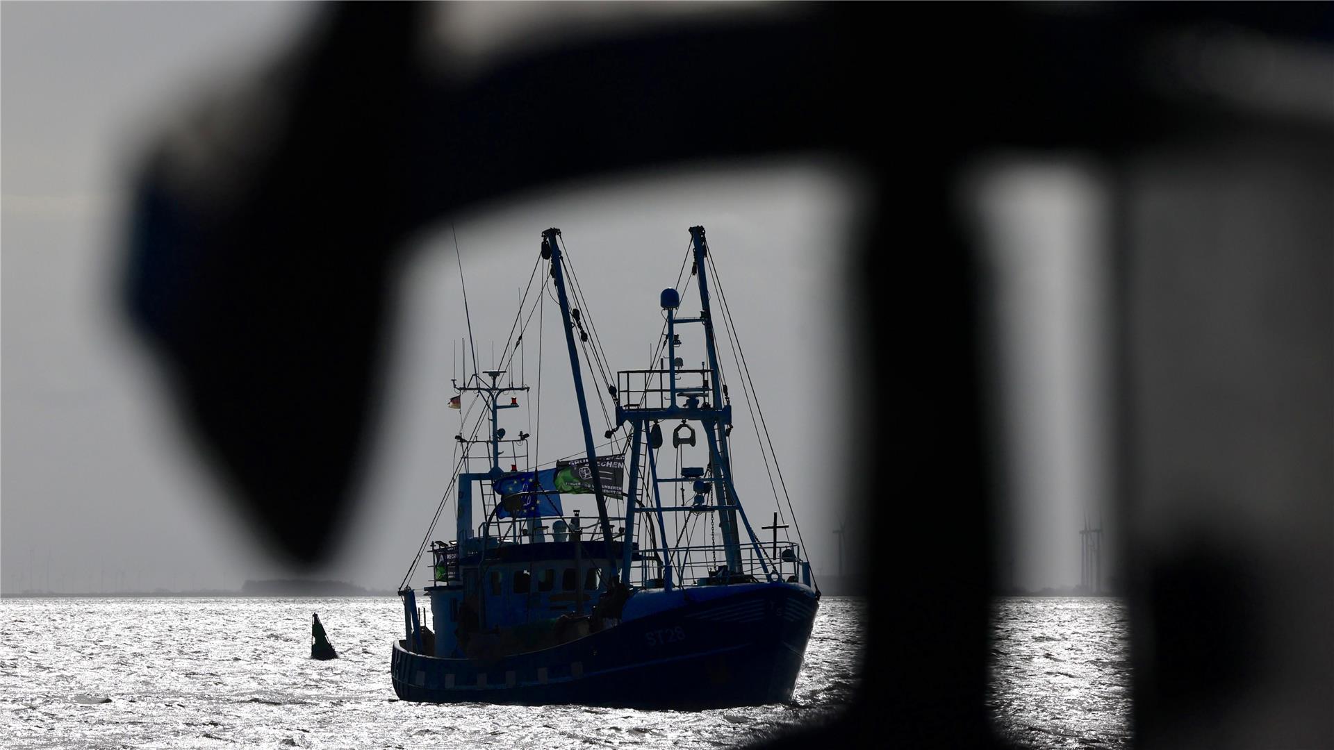 Ein Fischerboot auf der Nordsee.