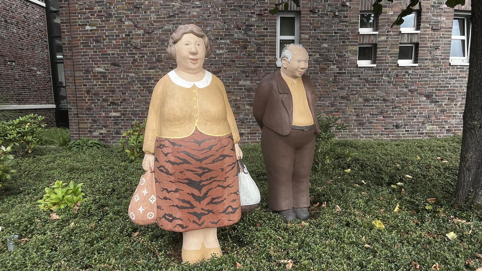 Die Alltagsmenschen vor der Praxis Buchwald in Bremerhaven.