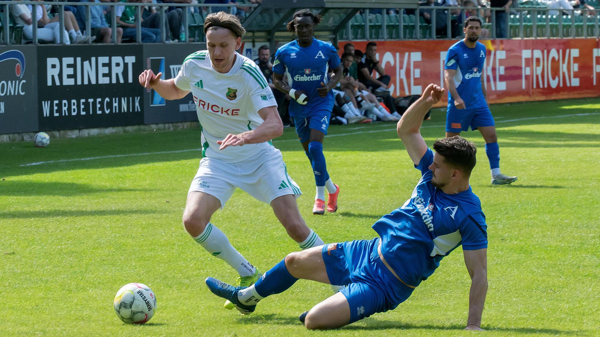 Eric Koehler, hier im Spiel gegen Arminia Hannover, erzielte gegen Dassendorf das einzige Heeslinger Tor.