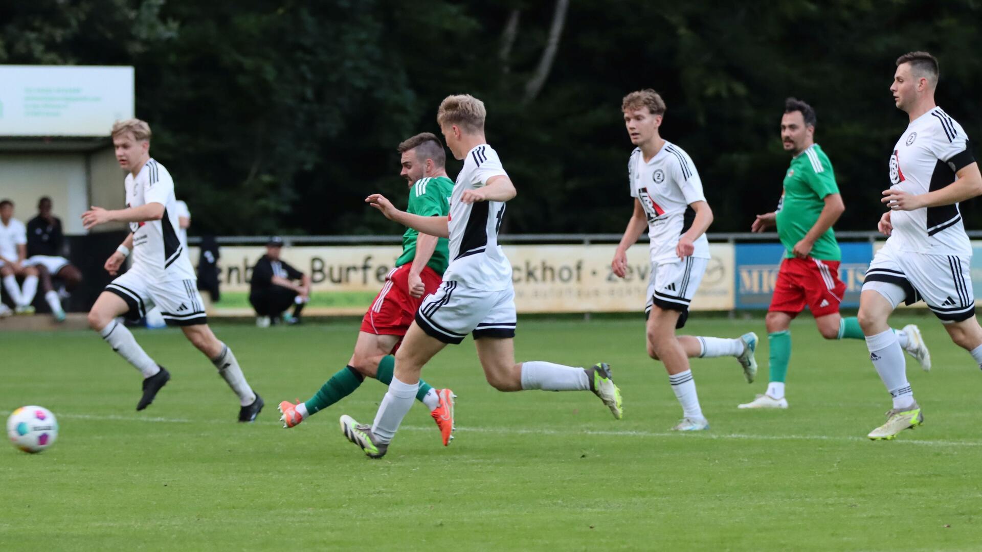Gegen Bremervörde war die Zevener Defensive zuweilen unsortiert, das muss beim Spiel in Unterstedt unbedingt besser werden.