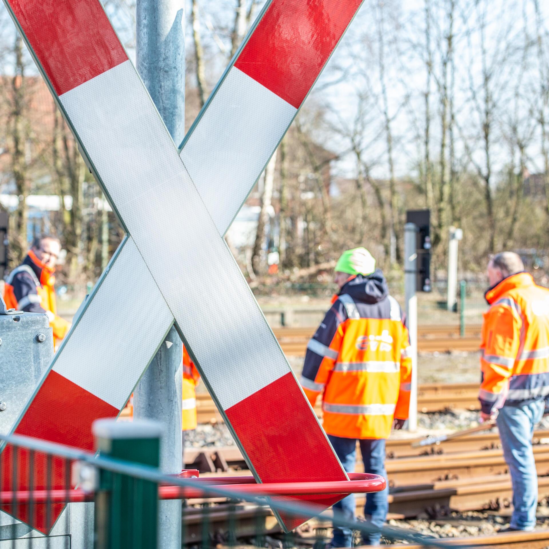 Gleisbauarbeiten zwischen Bremervörde und Oerel machen vom 14. bis 21. Oktober Schienenersatzverkehr notwendig.