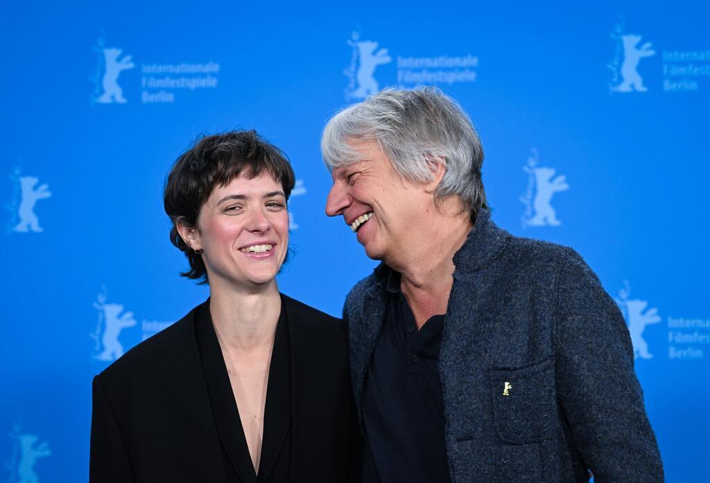 Gute Laune bei Regisseur Andreas Dresen und die Schauspielerin Liv Lisa Fries.