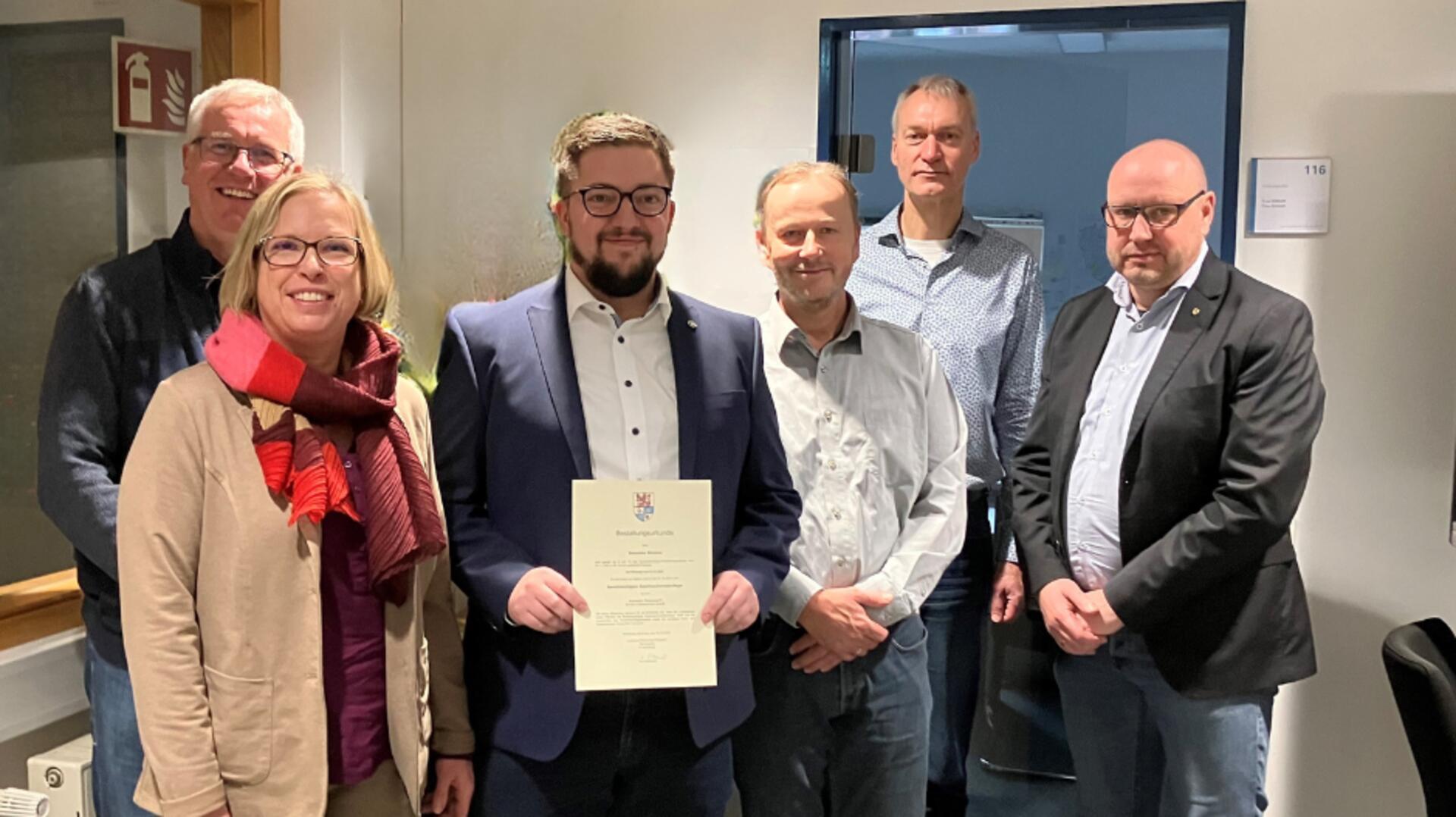 Heinrich Brandt (von links), Heike von Ostrowski, Sebastian Wohlers, Bernd Wülpern und Eckhard Bruns und Frank Thies vom Ordnungsamt des Landkreises.