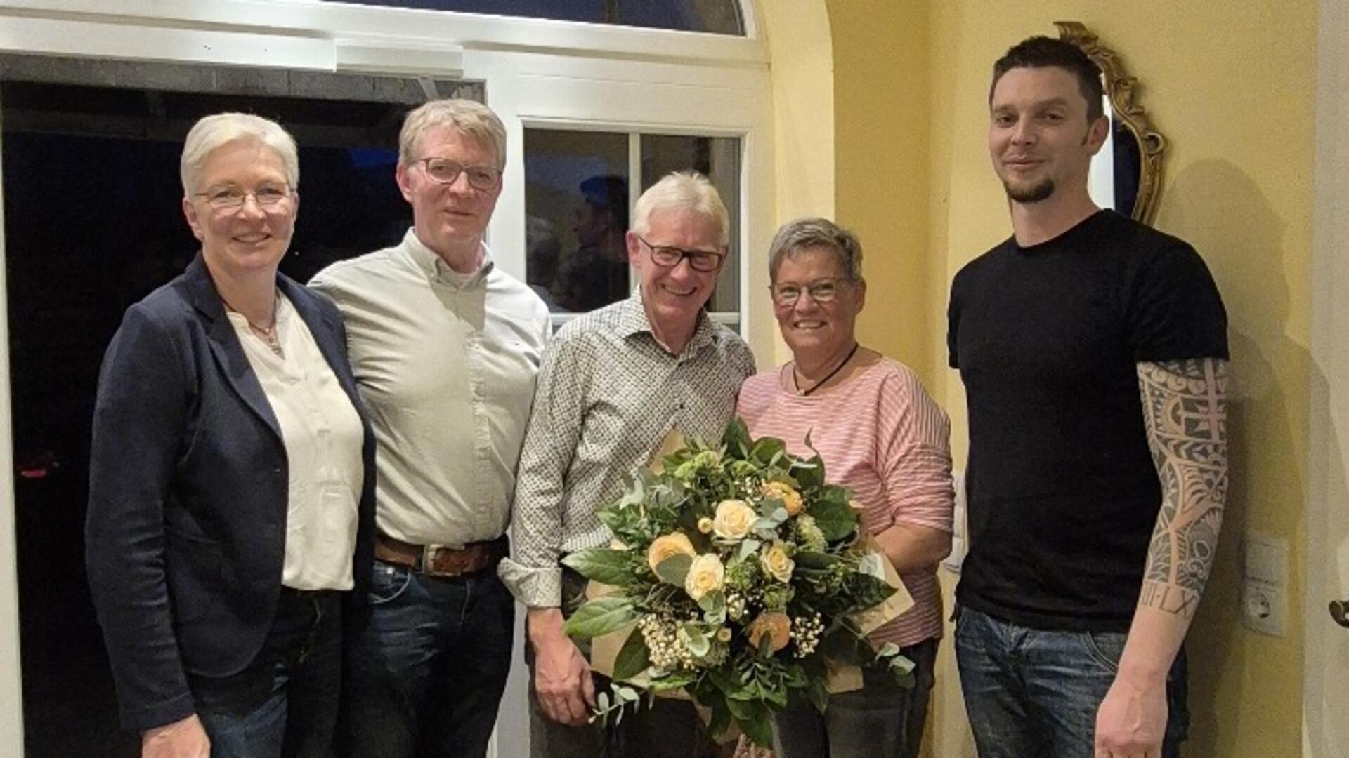 Heinz Lührs wurde kürzlich bei der Firma Lange & Sohn in den Ruhestand verabschiedet.