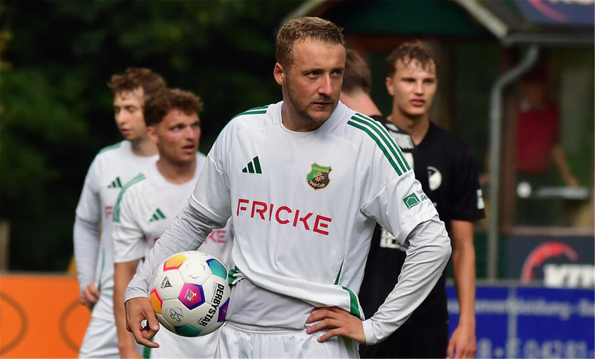 Im Pokalspiel musste Tom Trebin verletzungsbedingt pausieren. Beim Saisonauftakt gegen den Lüneburger SK will der Mittelfeldspieler aber wieder mit von der Partie sein.