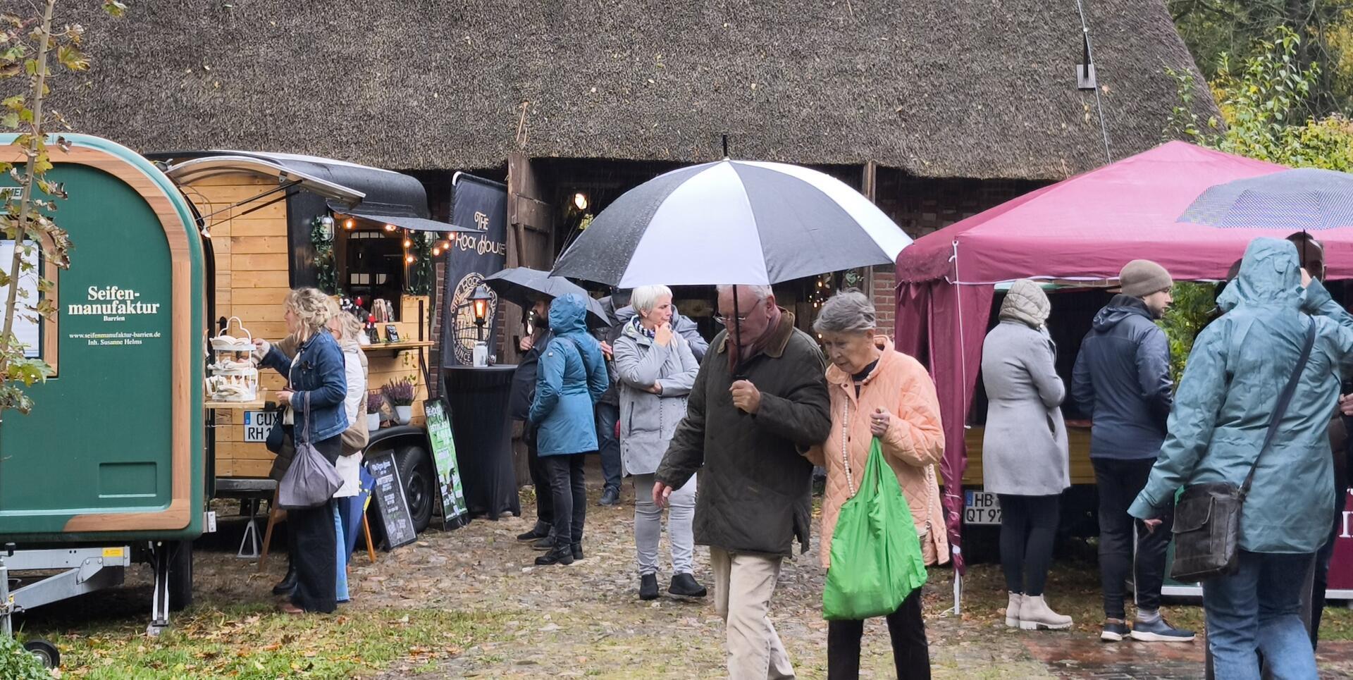 Impressionen vom Herbst- und Weihnachtsmarkt am Wochenende im Marschenhaus. Die ...