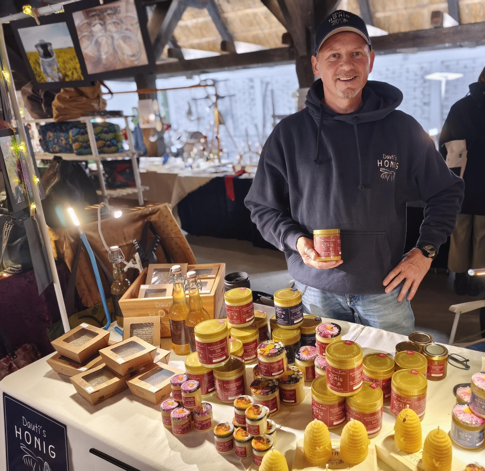 Impressionen vom Herbst- und Weihnachtsmarkt am Wochenende im Marschenhaus. Die ...