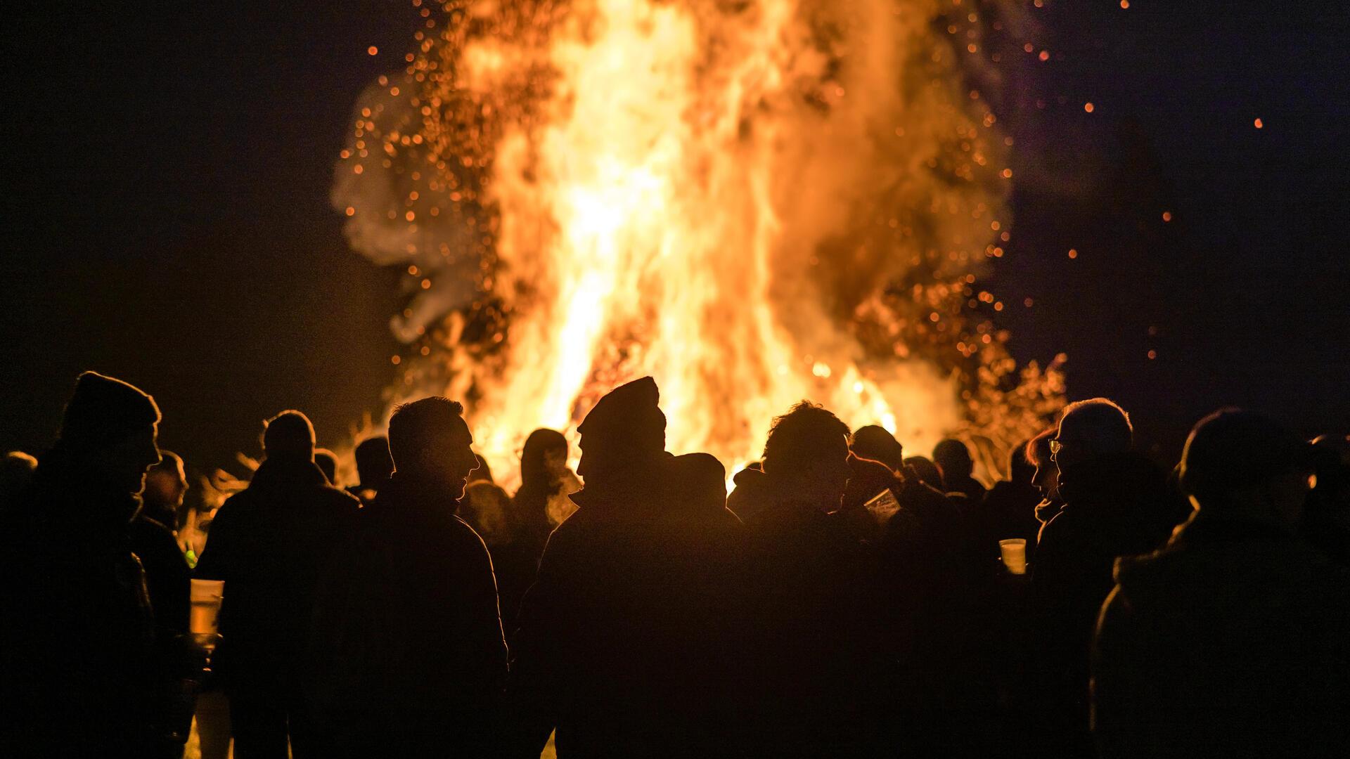 Osterfeuer.