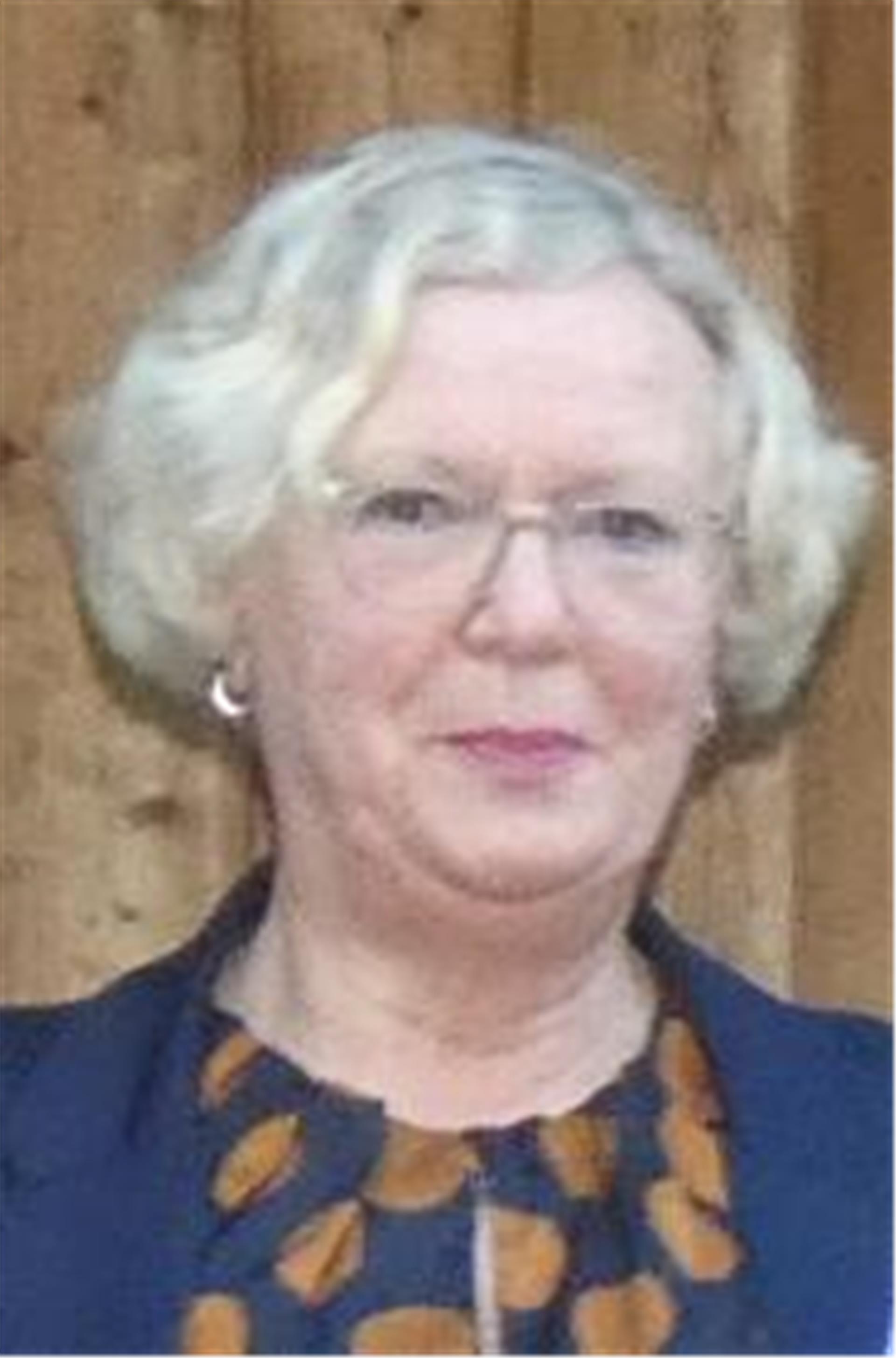 Inge Mehrtens stellte des Jahresprogramm der DRk-Wandergruppe vor.